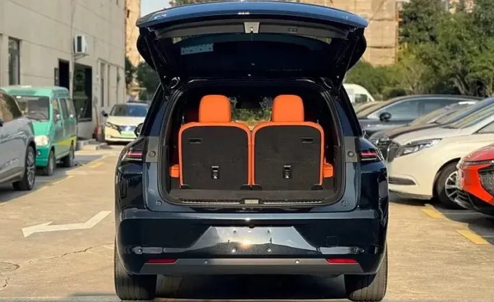 理想汽车 理想L8 2024款 Pro