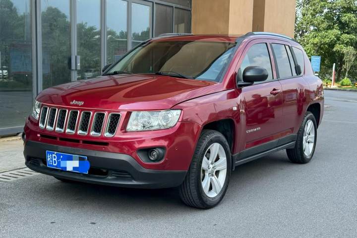 Jeep 指南者(进口) 2.4L 四驱运动版