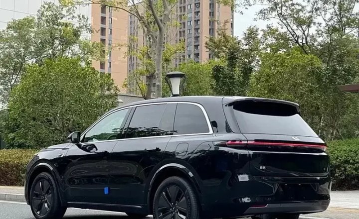 理想汽车 理想L8 2024款 Pro