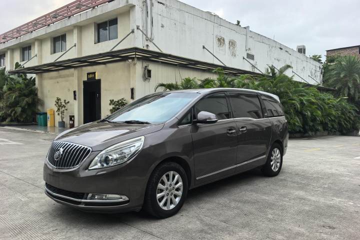 别克 GL8 2013款 3.0L XT豪华商务旗舰版