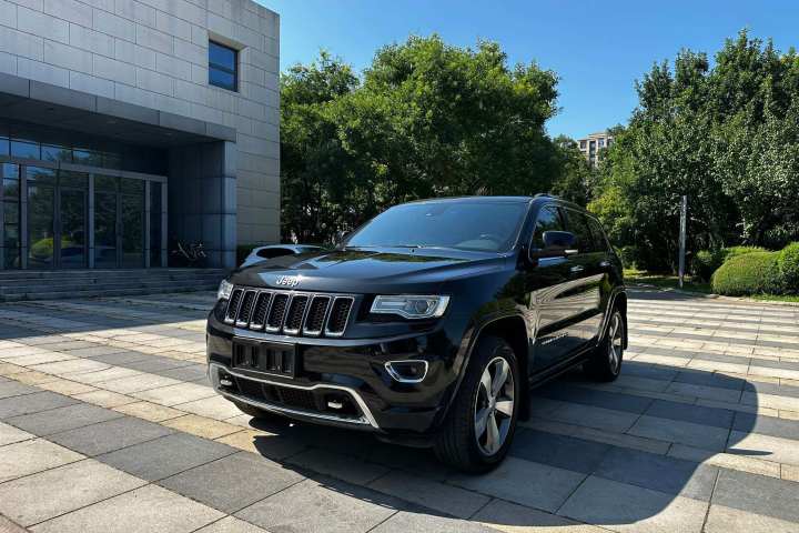 Jeep 大切诺基(进口) 2015款 3.6L 豪华导航版