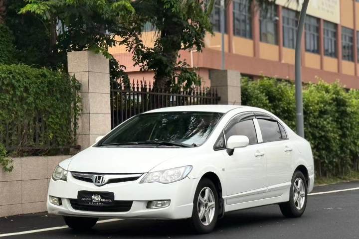 思铭  1.8L 自动舒适版