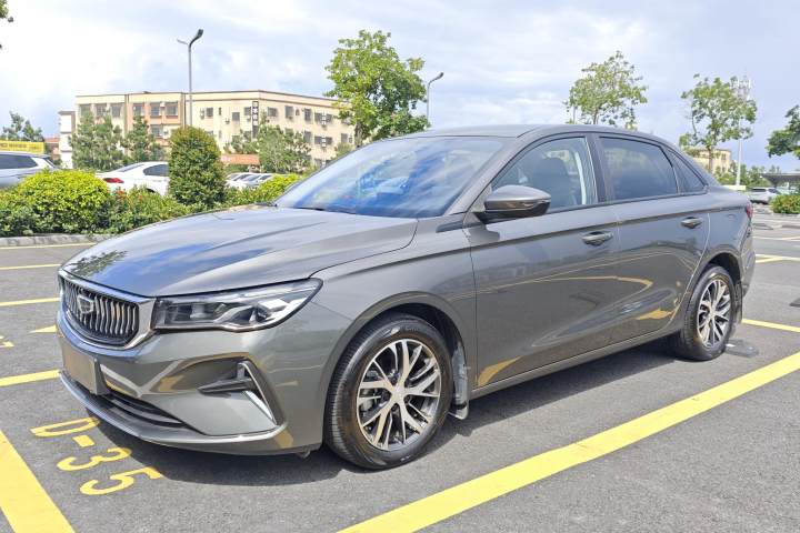 吉利汽车 帝豪 第4代冠军版 1.5L CVT豪华型