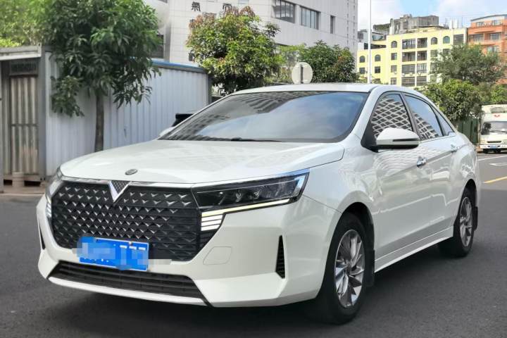 启辰 D60 PLUS 1.6L XL CVT悦领版