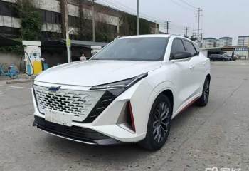 长安欧尚 Z6 2022款 蓝鲸 1.5T DCT智享型