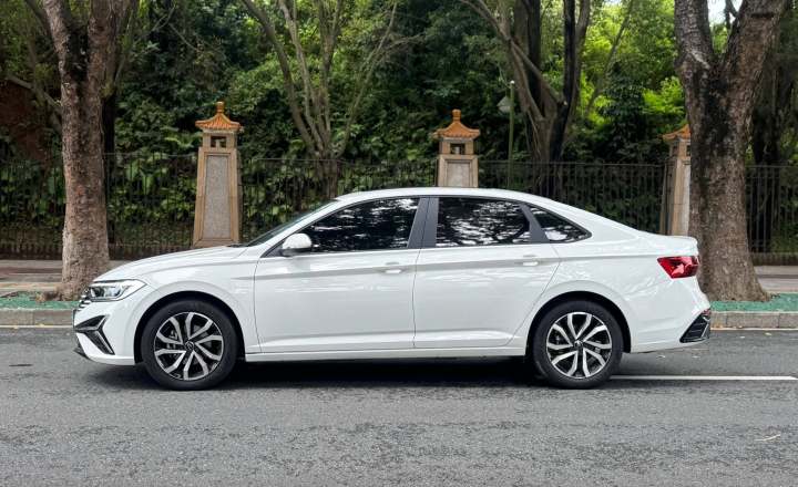 捷达 VA7 2025款 1.4T 自动先到先得版