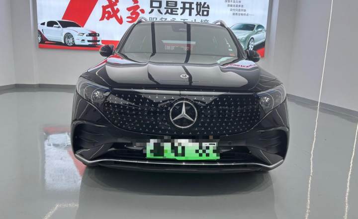 奔驰 EQB 2025款 EQB 260