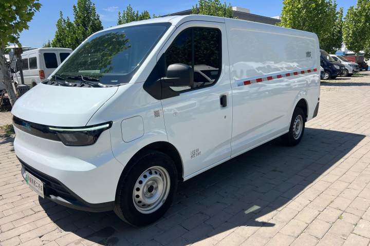 江铃 E福顺 明窗版 53.58kwh 中轴低顶
