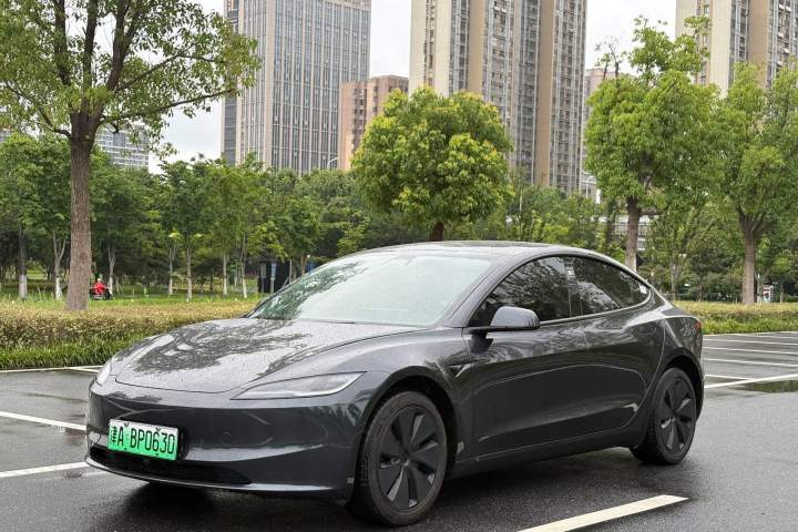 特斯拉 Model 3 2025款 后轮驱动版