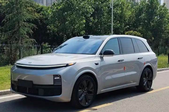 理想汽车 理想L8 2023款 Max