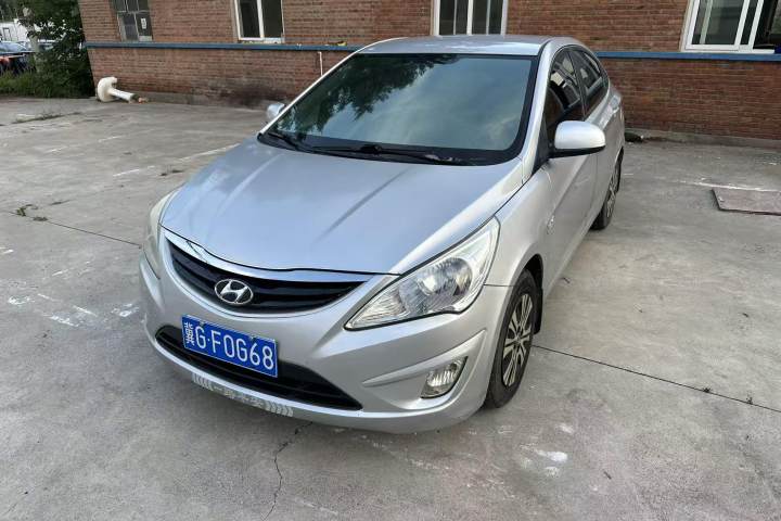 现代 瑞纳 2010款 三厢 1.4L 手动舒适型GS