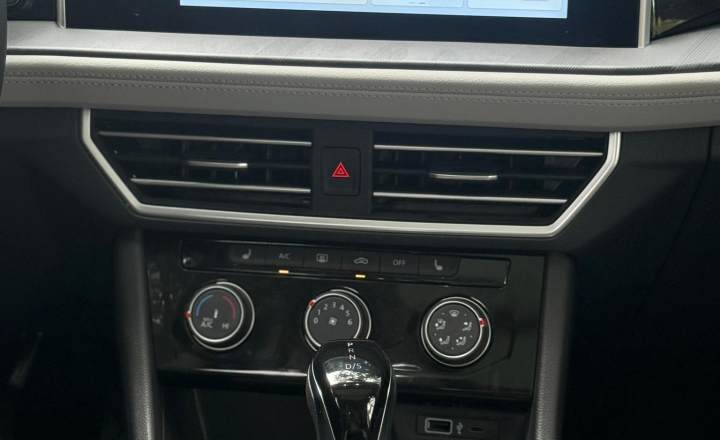 捷达 VA7 2025款 1.4T 自动先到先得版