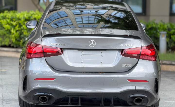 奔驰 A级AMG 2024款 AMG A 35 L 4MATIC