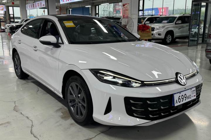 大众 凌渡 凌渡L 300TSI 凌动版