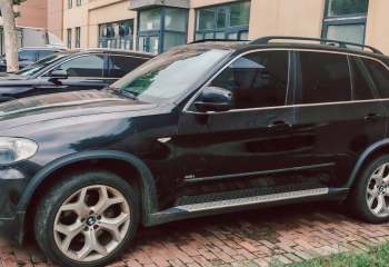 宝马 X5(进口) xDrive48i豪华型