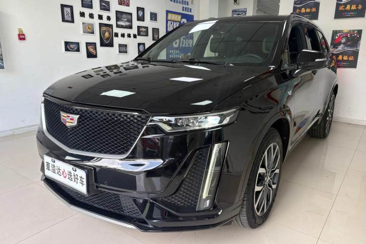 凯迪拉克 XT6 2021款 2.0T 六座四驱尊贵型