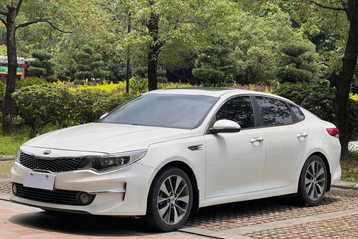 起亚 K5 2016款 2.0L 自动LUX