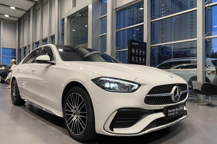 奔驰 C级 改款三 C 260 L 运动版
