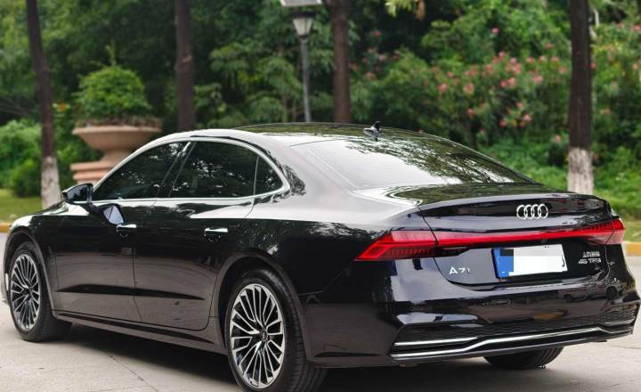 奥迪 A7L 2024款 45 TFSI 豪华型