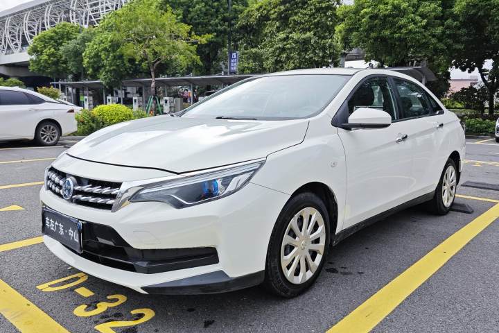 启辰 D60 十万荣耀 1.6L Entry 手动辰尚版 国VI