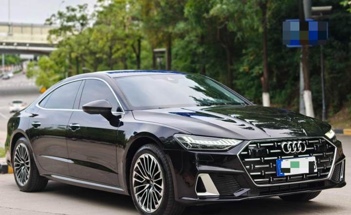 奥迪 A7L 2024款 45 TFSI 豪华型