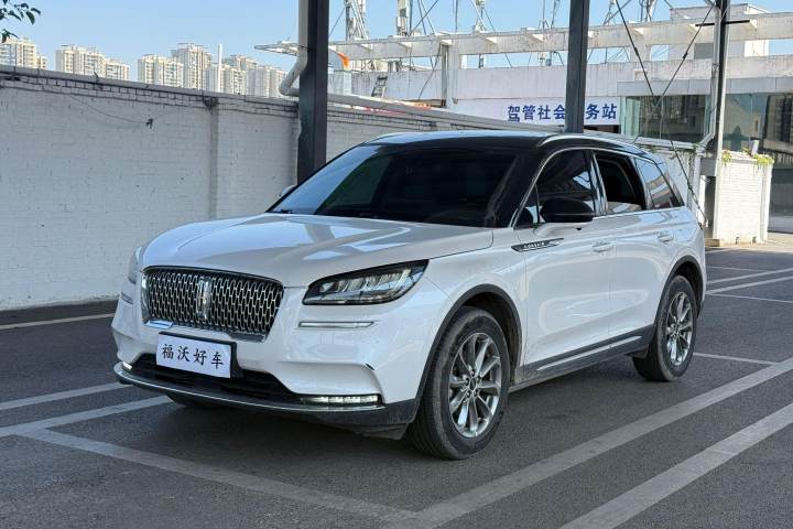 林肯 冒险家 2021款 2.0T 两驱尊享版