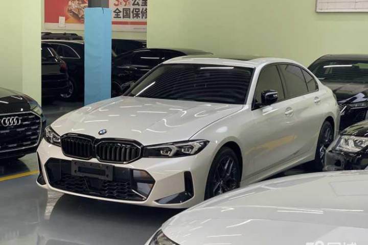 宝马 3系 330Li M运动曜夜套装