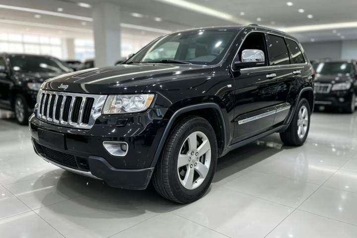 Jeep 大切诺基(进口) 3.6L 舒适导航版