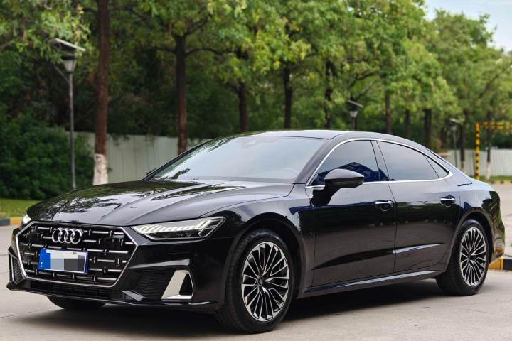 奥迪 A7L 2024款 45 TFSI 豪华型