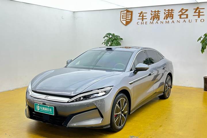 比亚迪 汉L EV 701KM激光雷达尊享型