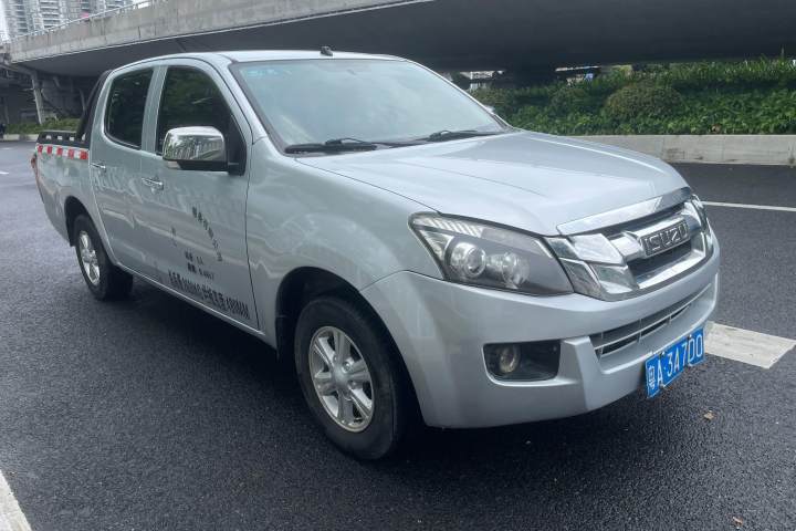 五十铃 D-MAX 2.5T四驱手动基本型4JK1