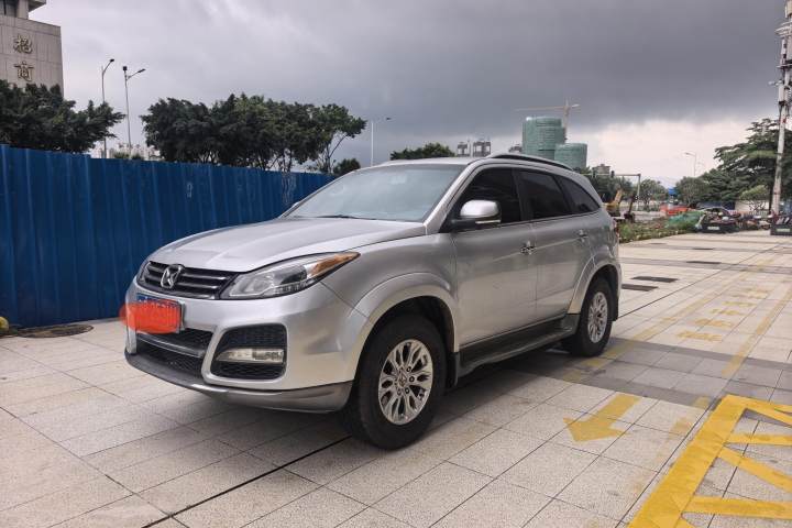 江铃 驭胜S350 2.4T 自动两驱柴油豪华版7座