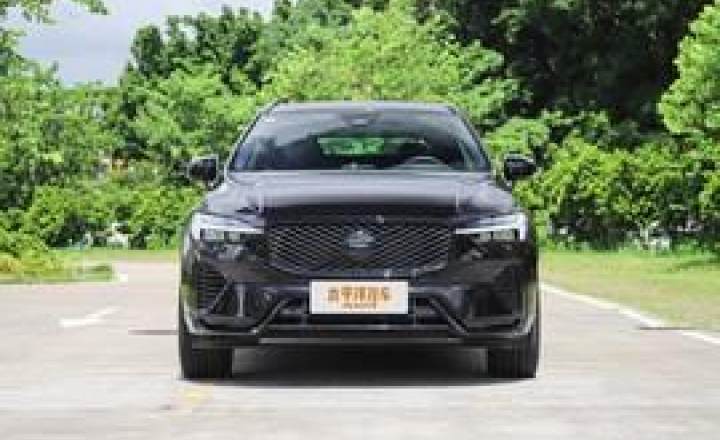沃尔沃 XC60 2026款 B5 四驱智远极夜黑版