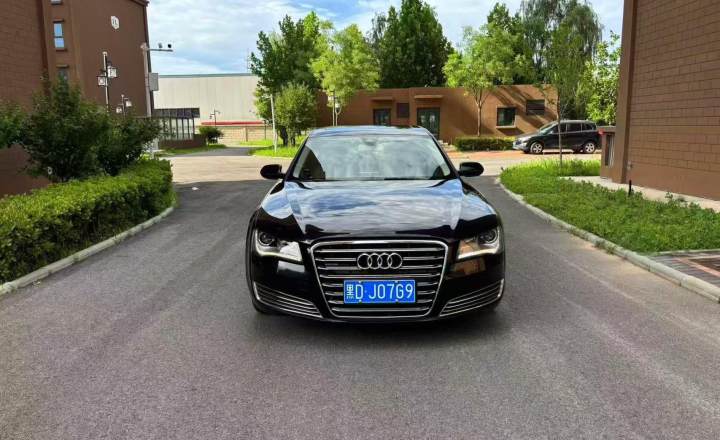 奥迪 A8 2011款 A8L 3.0 TFSI quattro舒适型(213kW)