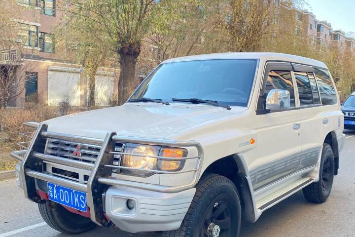 猎豹汽车 黑金刚 2.4L 手动四驱