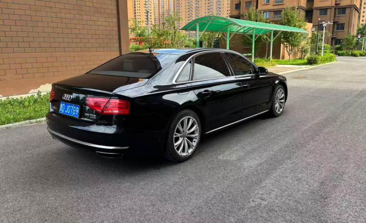 奥迪 A8 2011款 A8L 3.0 TFSI quattro舒适型(213kW)