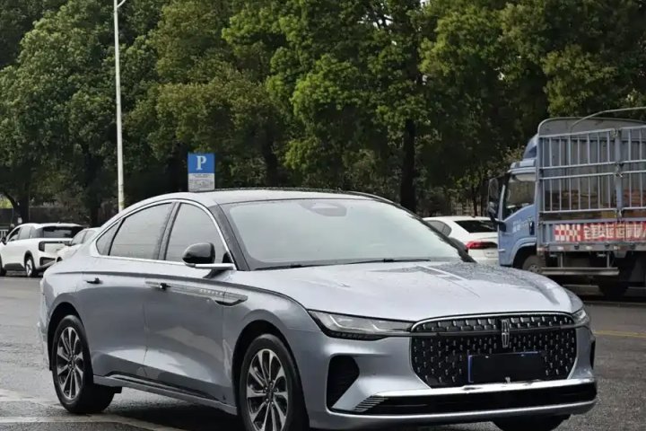 林肯 Z i享 尊尚版