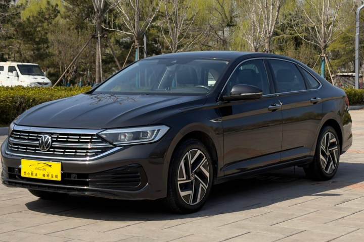 大众 速腾 200TSI DSG超越版