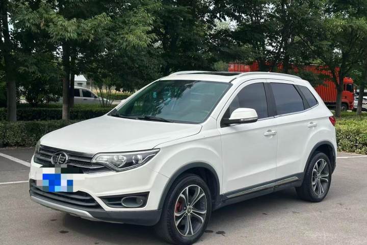 一汽 森雅R7 1.6L 自动尊贵型