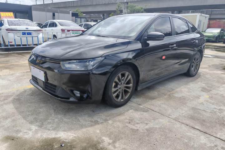 威马汽车 威马E.5 500 即客行