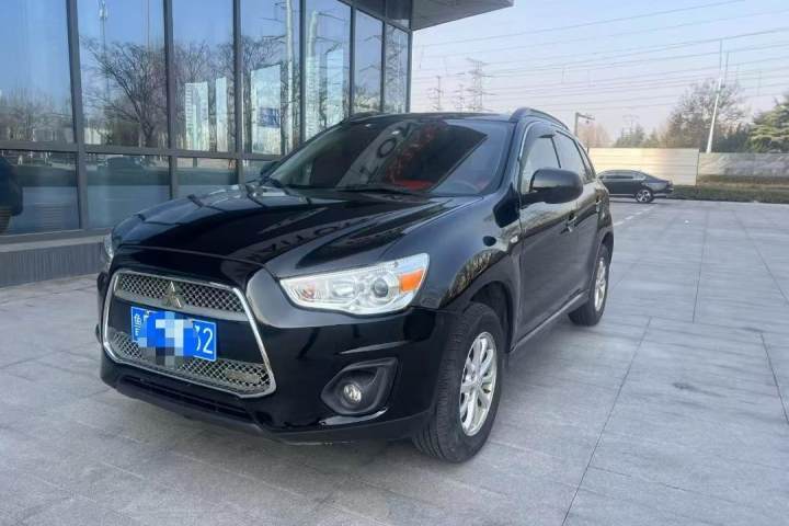 三菱 劲炫ASX 2.0L CVT两驱精英版