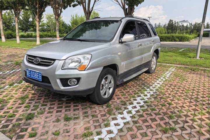 起亚 狮跑 2.0L 自动两驱版GLS