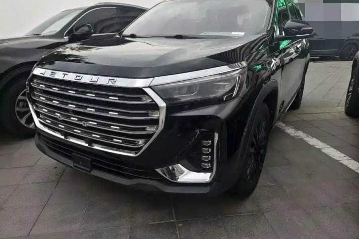 捷途 X90 PLUS 1.6TD DCT别墅 7座