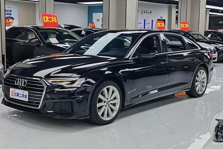 奥迪 A6L 45 TFSI 臻选致雅型