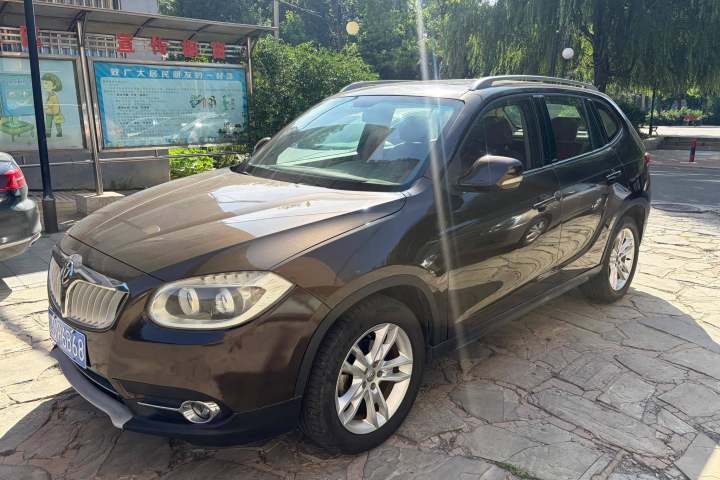 中华 V5 1.6L 自动豪华型