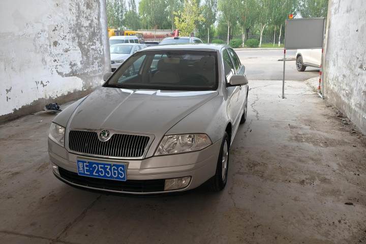斯柯达 明锐 1.6L 自动逸致版