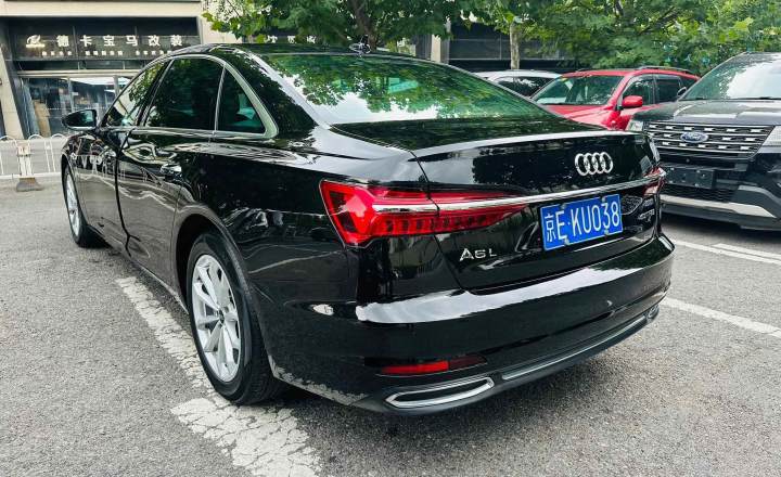 奥迪 A6L 2022款 40 TFSI 豪华动感型
