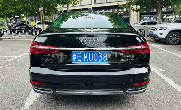 奥迪 A6L 2022款 40 TFSI 豪华动感型