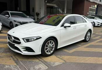 奔驰 A级 2020款 A 200 L 运动轿车