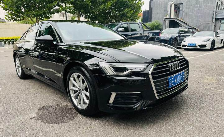 奥迪 A6L 2022款 40 TFSI 豪华动感型